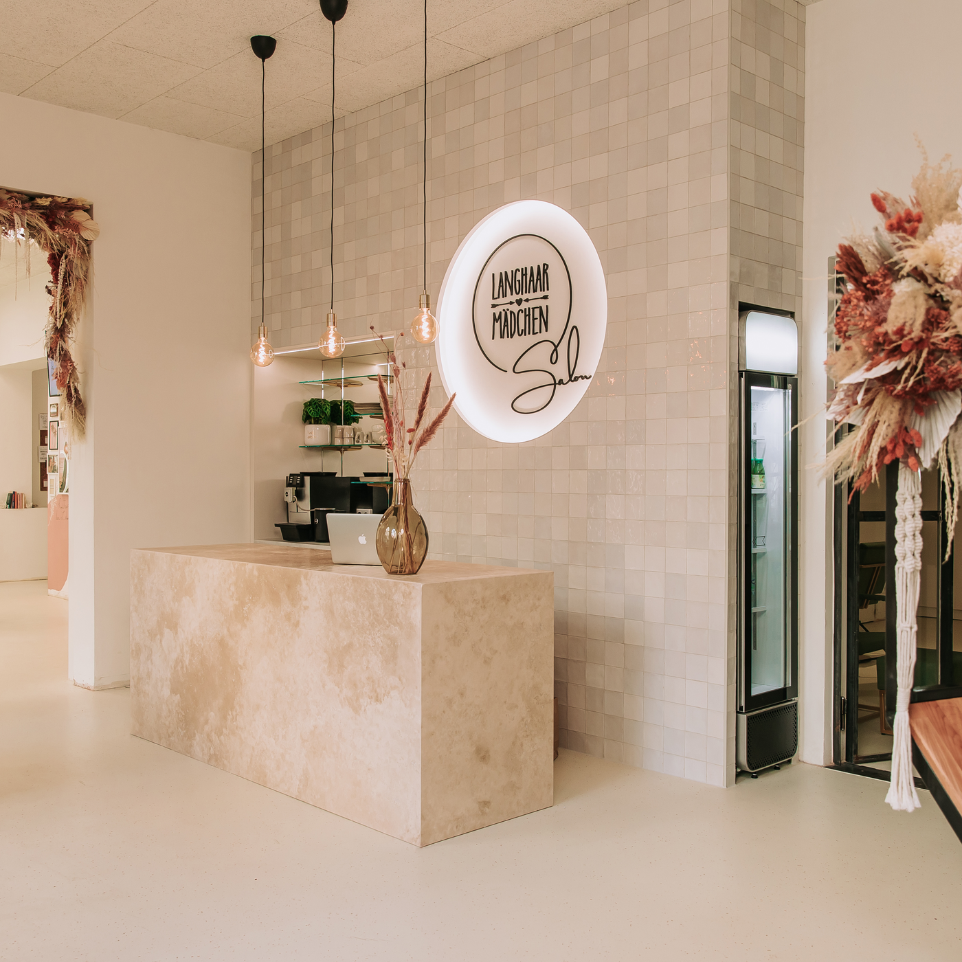 Langhaarmädchen Salon Geschenkgutschein