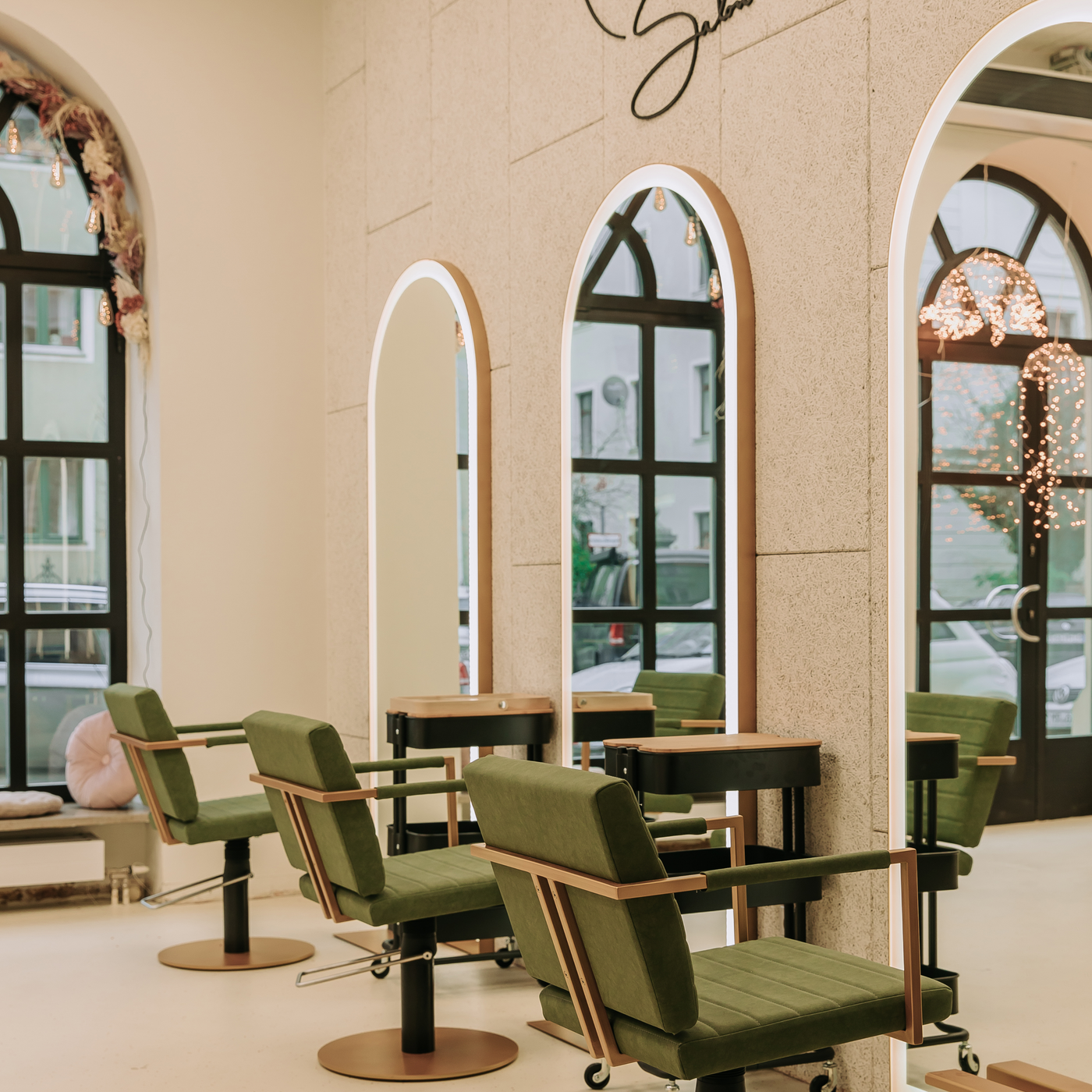 Langhaarmädchen Salon Geschenkgutschein